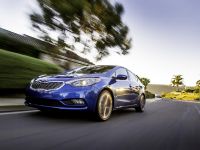 Kia Forte (2014) - picture 8 of 27