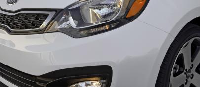 Kia Rio (2014) - picture 7 of 31