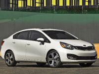 Kia Rio (2014) - picture 3 of 31