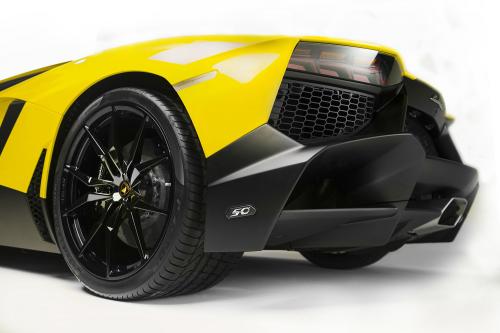 Lamborghini Aventador LP720-4 50 Anniversario Edition (2014) - picture 8 of 10