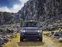 Land Rover Discovery (2014) - picture 1 of 4