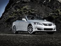 Lexus IS C (2014) - picture 2 of 4