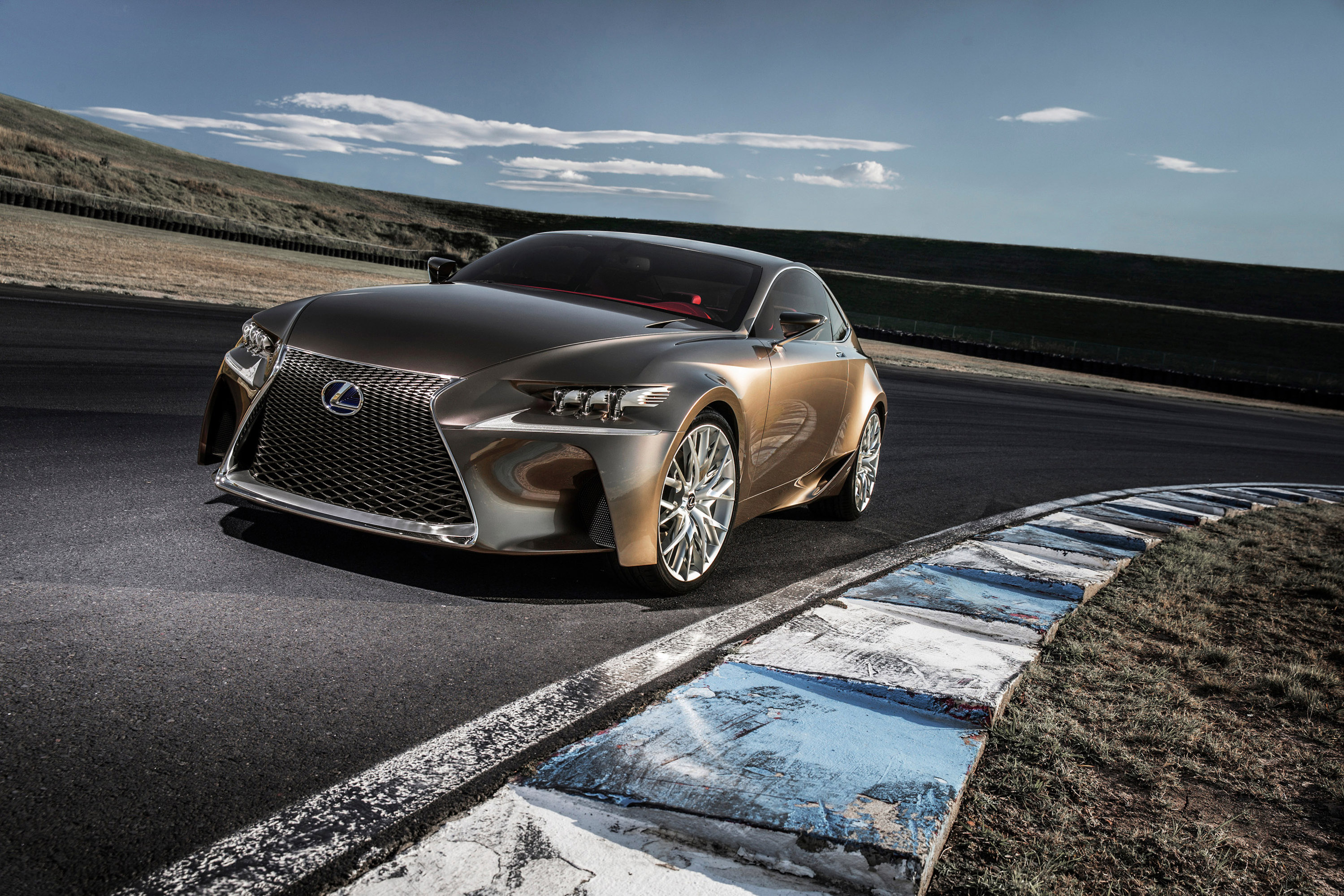 Lexus LF-CC