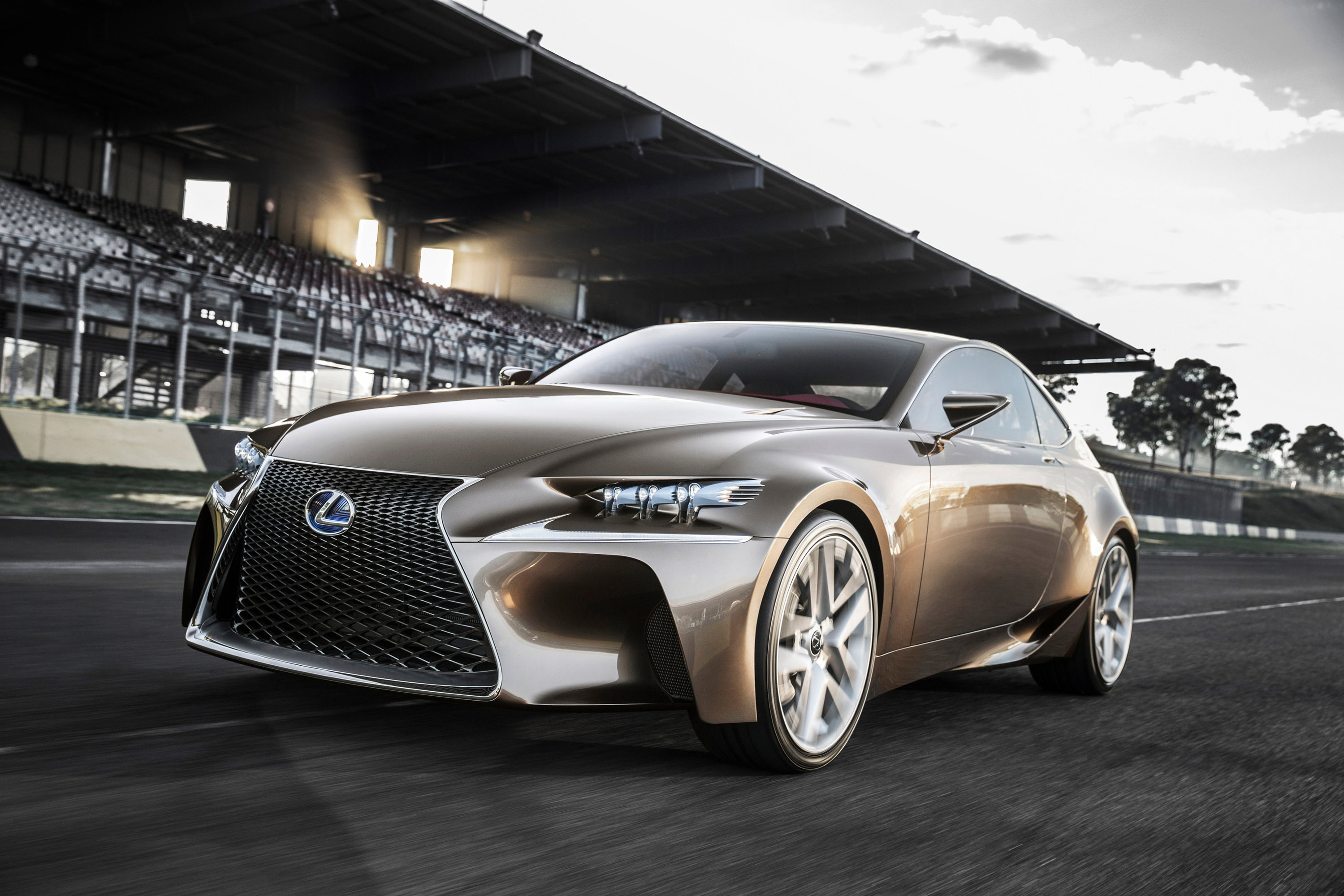 Lexus LF-CC