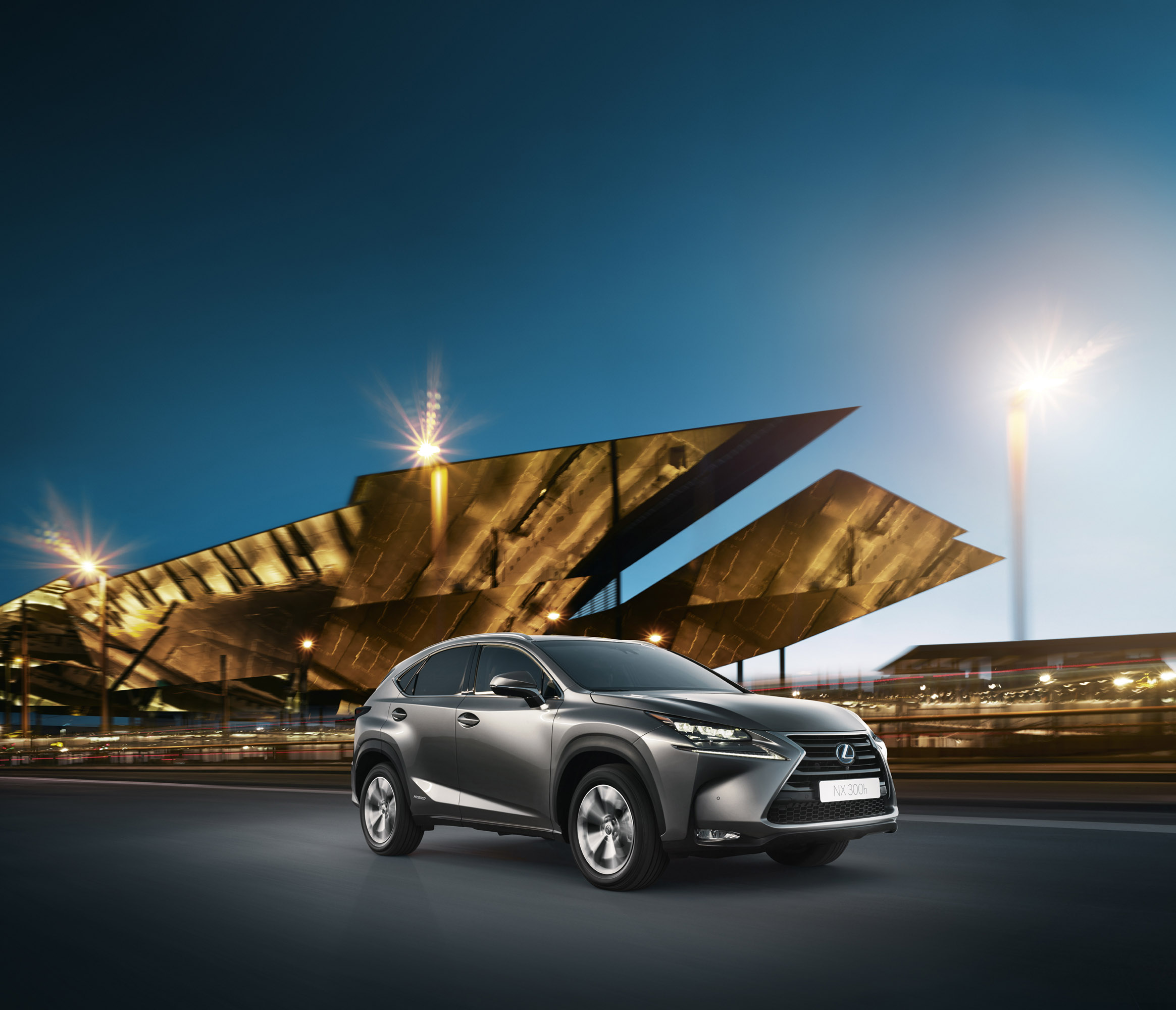 Lexus NX 300h Sports Luxury