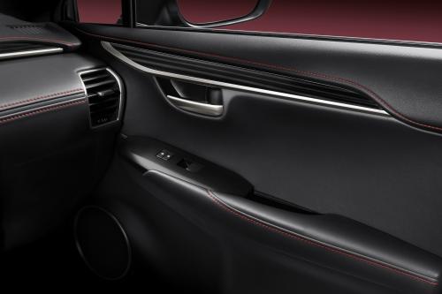 Lexus NX 300h Sports Luxury (2014) - picture 41 of 42