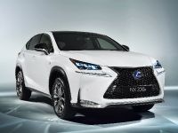 Lexus NX 300h Sports Luxury (2014) - picture 5 of 42