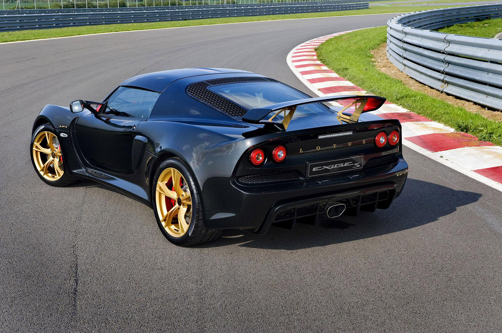 Lotus Exige LF1