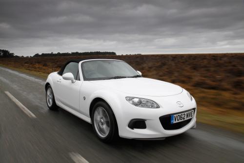Mazda MX-5 (2014) - picture 1 of 6