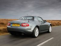 Mazda MX-5 (2014) - picture 4 of 6