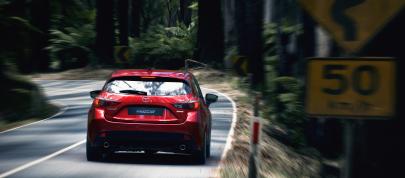Mazda3 (2014) - picture 7 of 18