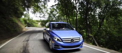 Mercedes-Benz B-Class Electric Drive (2014) - picture 31 of 76