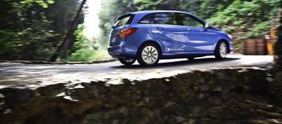 Mercedes-Benz B-Class Electric Drive (2014) - picture 36 of 76