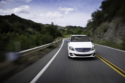 Mercedes-Benz B-Class Electric Drive (2014) - picture 16 of 76