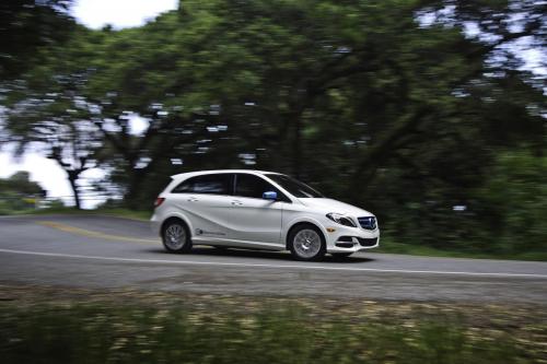 Mercedes-Benz B-Class Electric Drive (2014) - picture 24 of 76