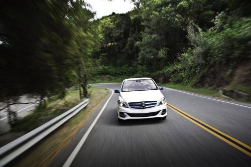 Mercedes-Benz B-Class Electric Drive (2014) - picture 25 of 76