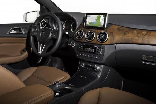 Mercedes-Benz B-Class Electric Drive (2014) - picture 65 of 76