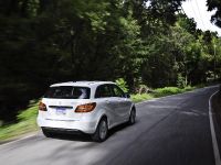 Mercedes-Benz B-Class Electric Drive (2014) - picture 5 of 76
