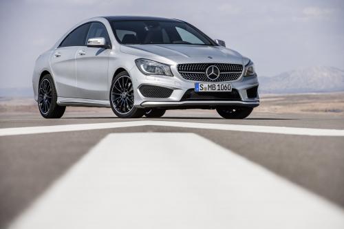 Mercedes-Benz CLA 250 US (2014) - picture 24 of 31