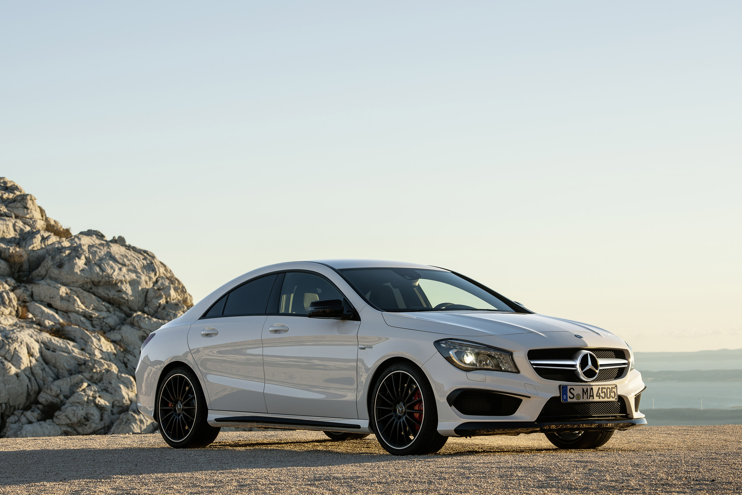 Mercedes-Benz CLA 45 AMG