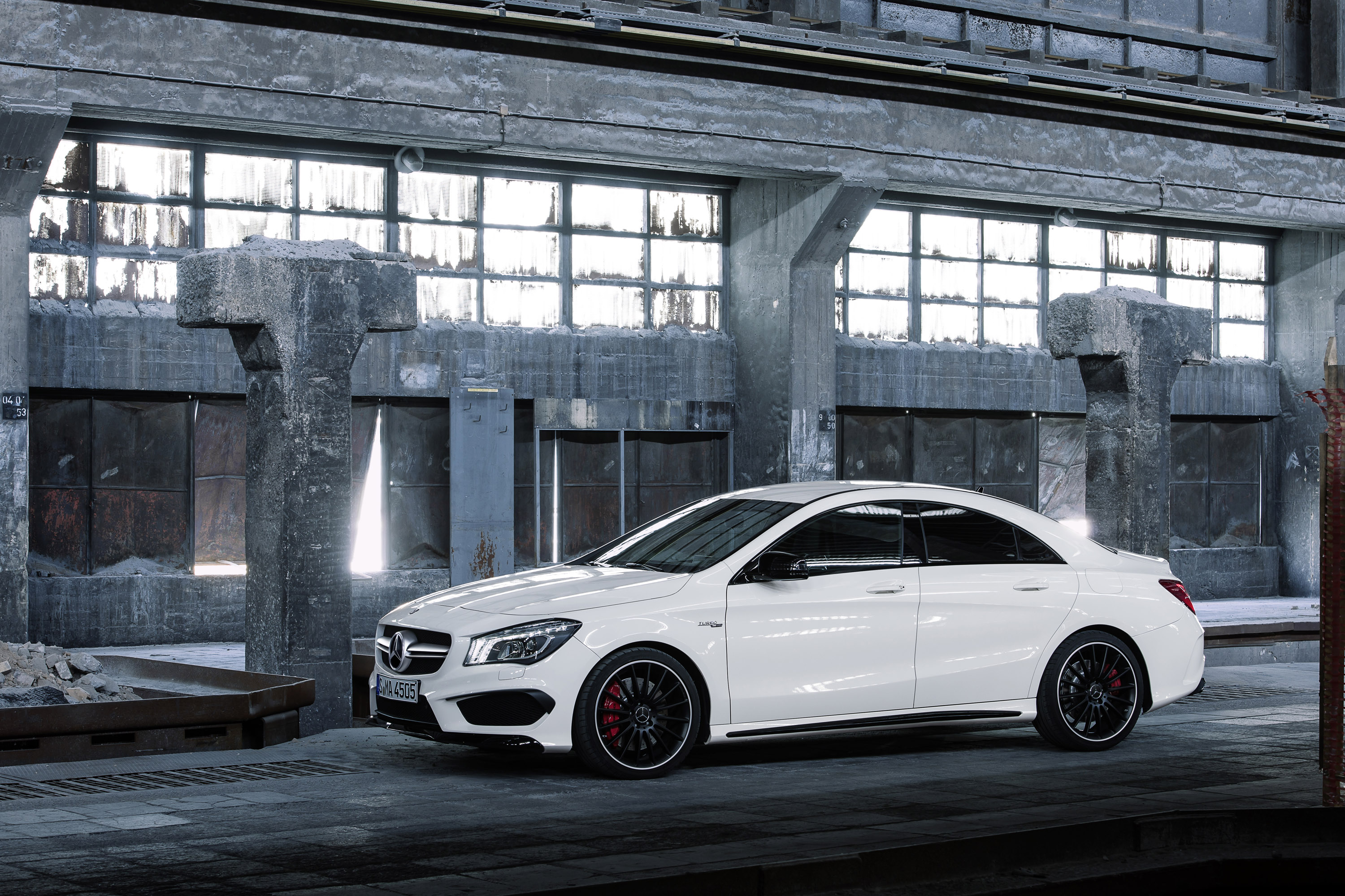 Mercedes-Benz CLA 45 AMG