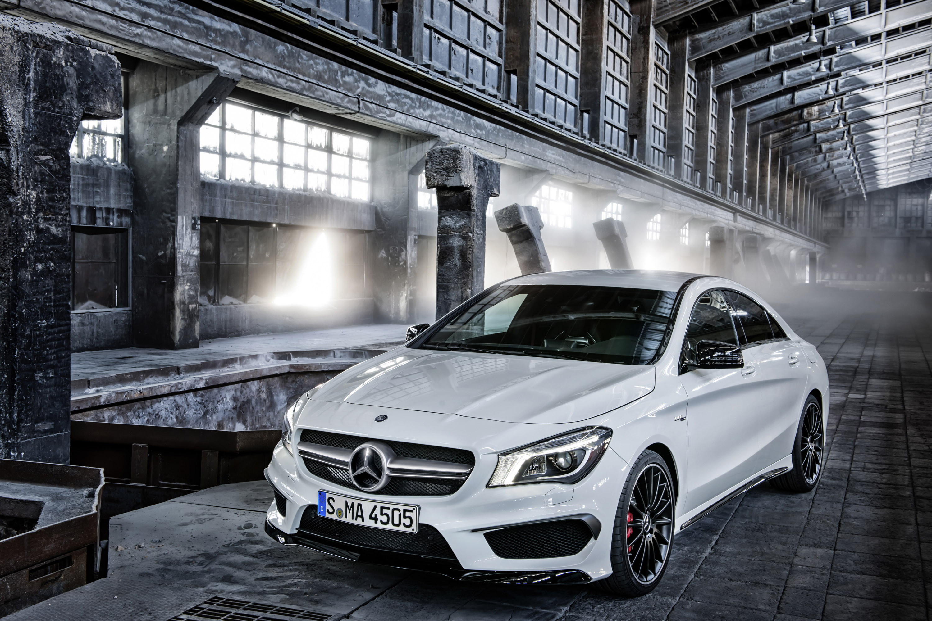 Mercedes-Benz CLA 45 AMG