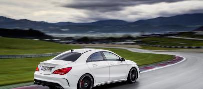 Mercedes-Benz CLA 45 AMG (2014) - picture 7 of 27