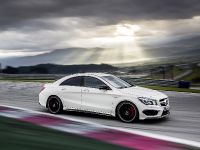 Mercedes-Benz CLA 45 AMG (2014) - picture 6 of 27