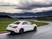 Mercedes-Benz CLA 45 AMG (2014) - picture 7 of 27
