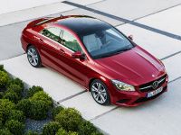 Mercedes-Benz CLA-Class (2014) - picture 8 of 35