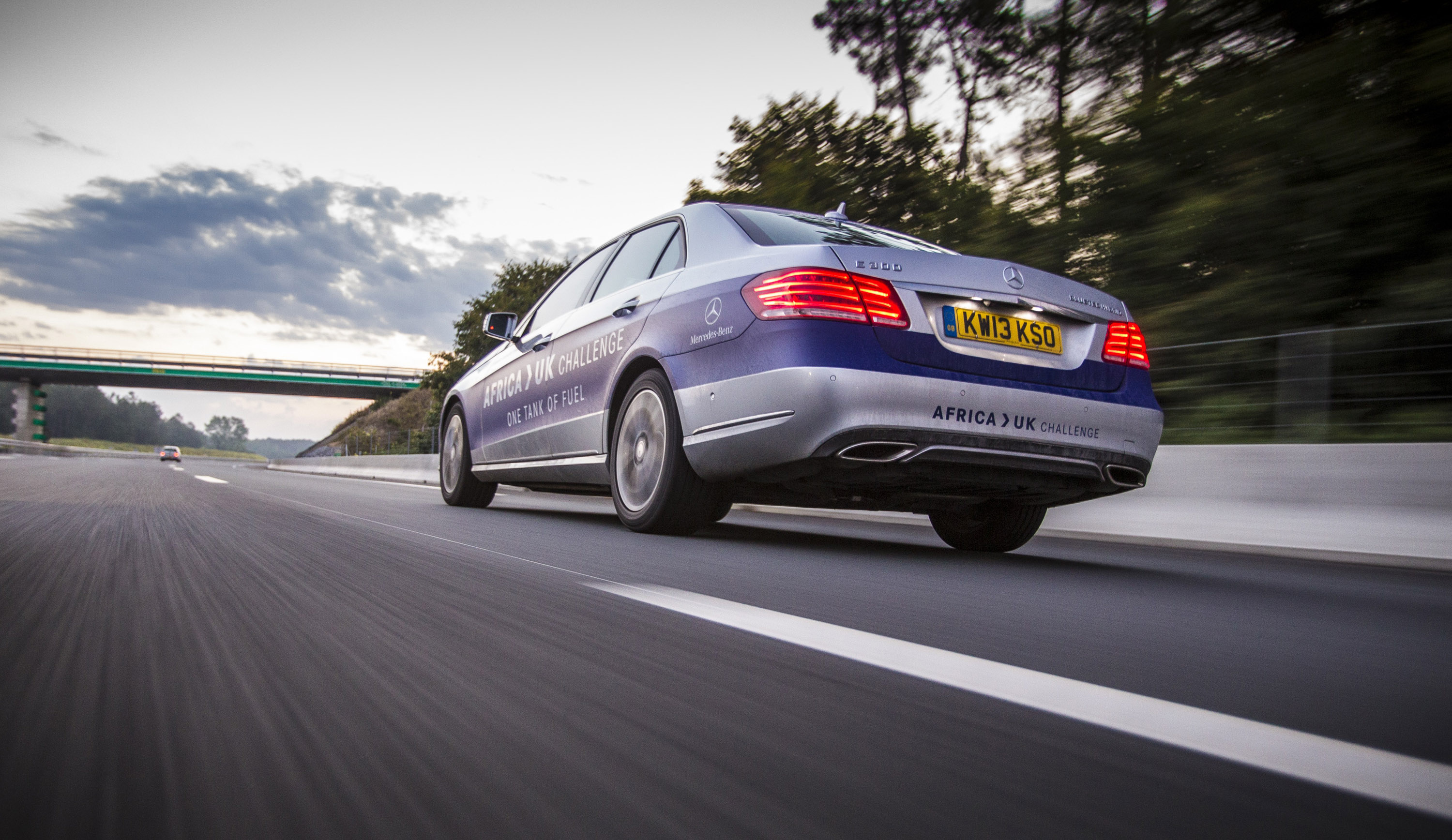 Mercedes-Benz E 300 BlueTEC Hybrid