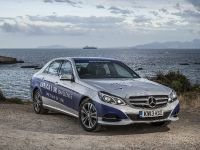 Mercedes-Benz E 300 BlueTEC Hybrid (2014) - picture 14 of 25
