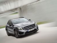 Mercedes-Benz GLA (2014) - picture 6 of 22