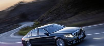 Mercedes-Benz S-Class (2014) - picture 23 of 36