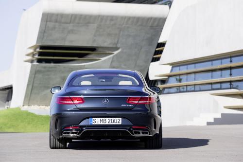 Mercedes-Benz S65 AMG Coupe (2014) - picture 16 of 41