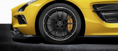 Mercedes-Benz SLS AMG Coupe Black Series (2014) - picture 20 of 23