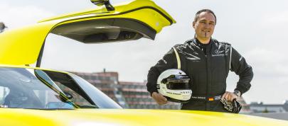 Mercedes-Benz SLS AMG Coupe Electric Drive Production Car (2014) - picture 12 of 13