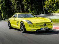 Mercedes-Benz SLS AMG Coupe Electric Drive Production Car (2014) - picture 10 of 13