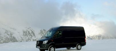 Mercedes-Benz Sprinter 4x4 (2014) - picture 15 of 86