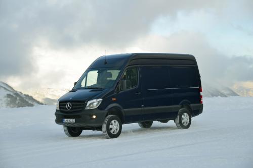 Mercedes-Benz Sprinter 4x4 (2014) - picture 17 of 86