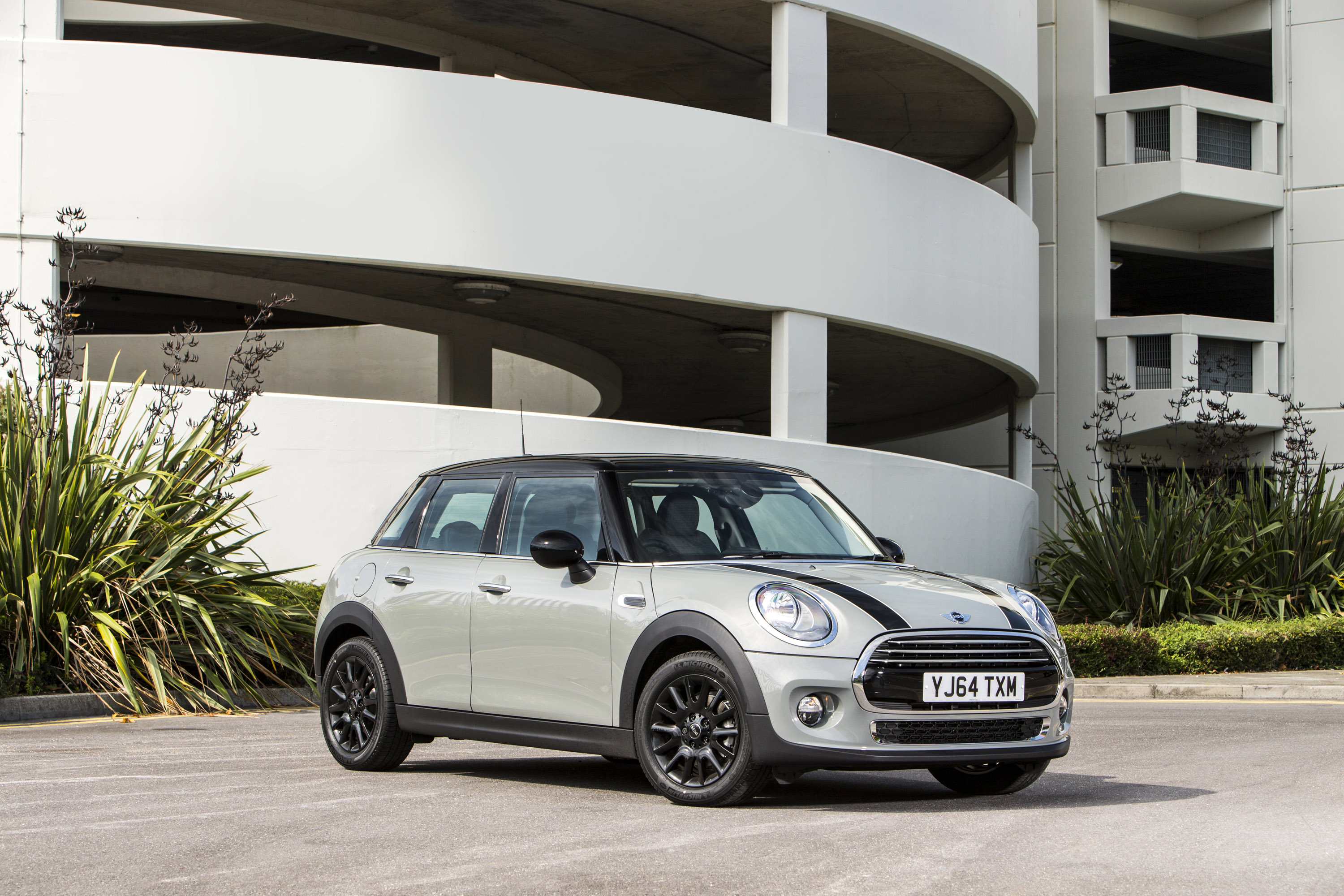 MINI Cooper D 5-Door Hatchback