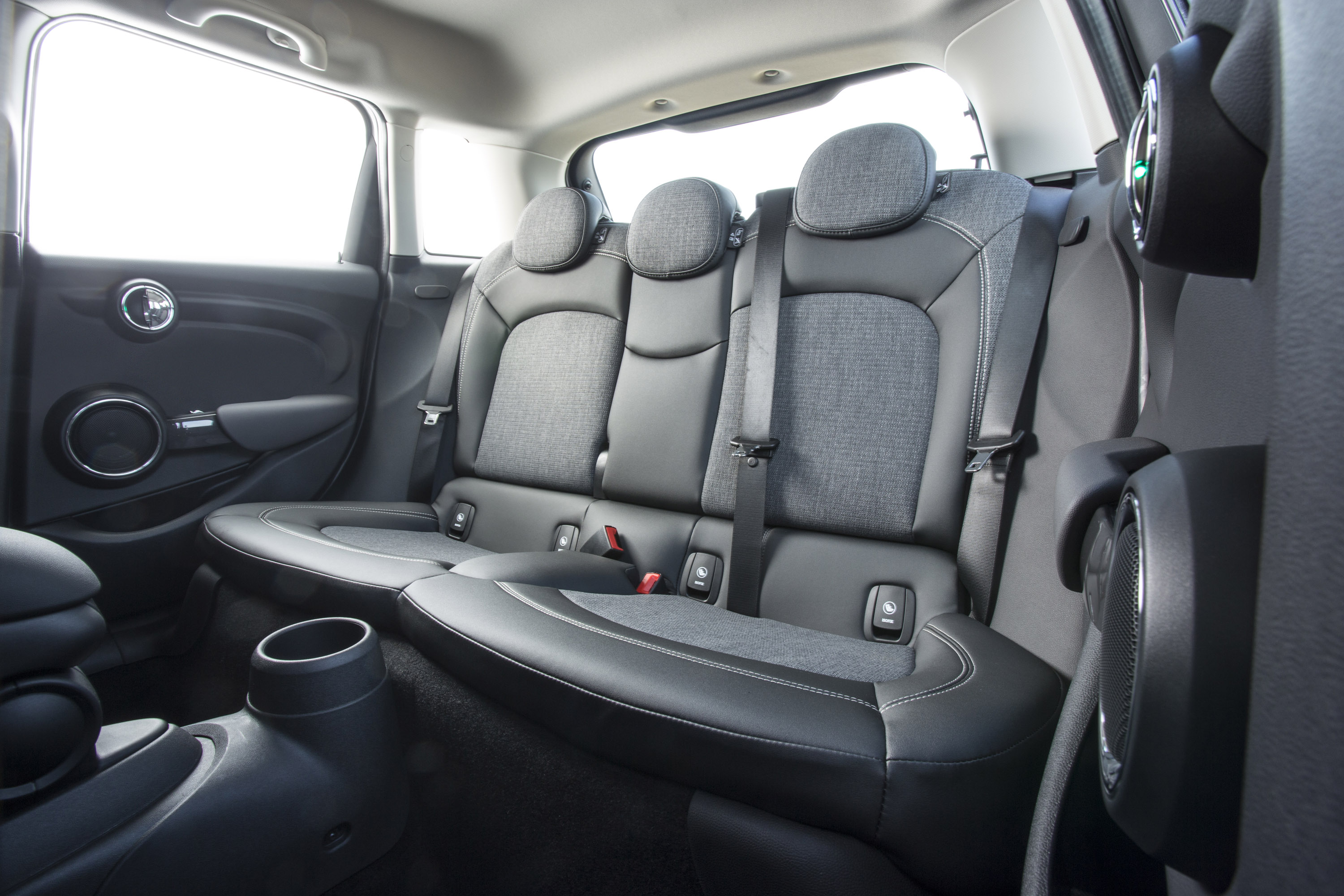 MINI Cooper D 5-Door Hatchback