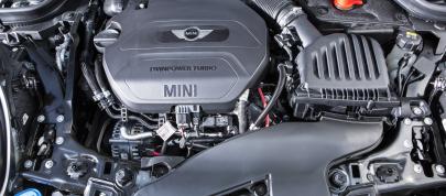 MINI Cooper D 5-Door Hatchback (2014) - picture 20 of 27