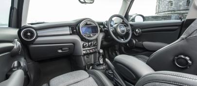 MINI Cooper D 5-Door Hatchback (2014) - picture 23 of 27