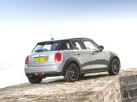 MINI Cooper 5-Door Hatchback (2014) - picture 3 of 27