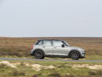 MINI Cooper D 5-Door Hatchback (2014) - picture 10 of 27