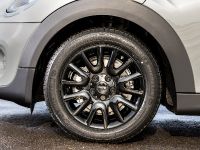 MINI Cooper 5-Door Hatchback (2014)