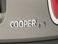 MINI Cooper D 5-Door Hatchback (2014) - picture 19 of 27