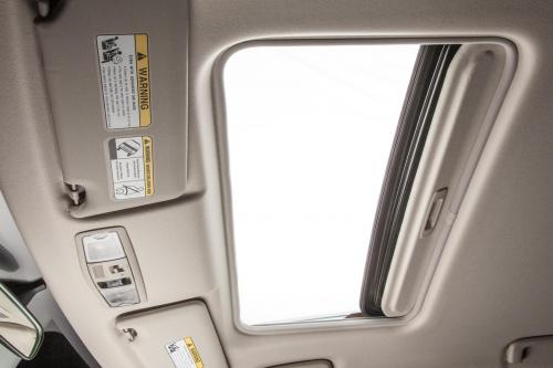 Mitsubishi Outlander (2014) - picture 16 of 22