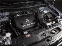 Mitsubishi Outlander (2014)